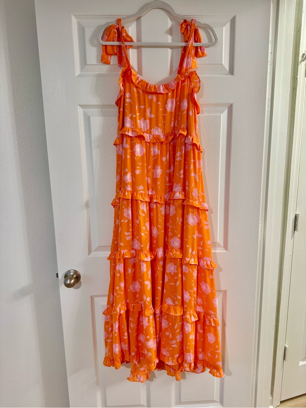 NWT BuddyLove Libby Push Pop Floral Tiered Maxi Dress Size M - Picture 4 of 5
